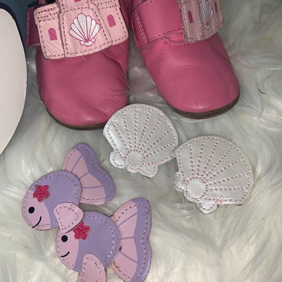 Robeez - Picture 2 of 8